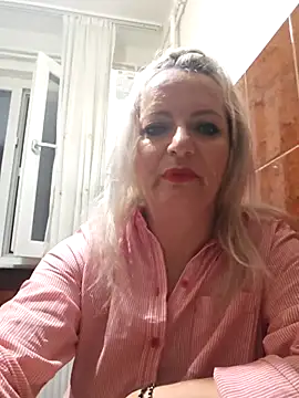 LadyTouch online show from April 16, 2026, 6:52 pm