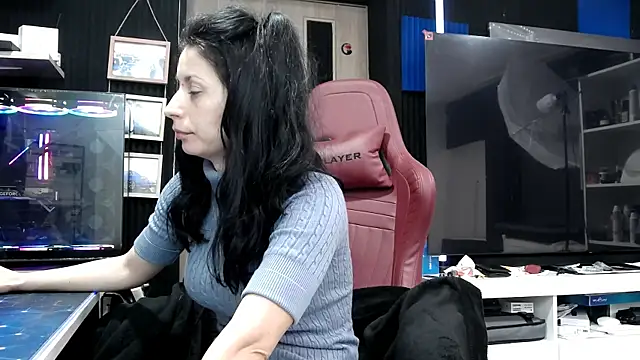 SophieRay92 online show from March 8, 2025, 5:22 pm