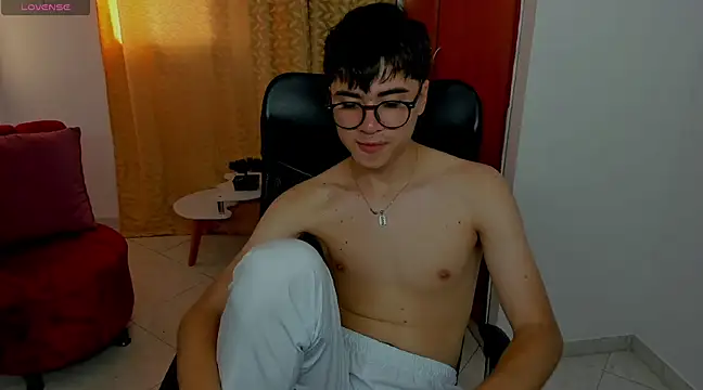 liam orion online show from February 20, 2025, 10:04 pm