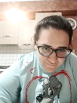 Snapshot of Dolcecurvy chatting on March 16, 2026, 11:07 pm Dolcecurvy online show from March 16, 2026, 11:07 pm