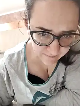 Snapshot of Dolcecurvy chatting on March 30, 2026, 9:38 pm Dolcecurvy online show from March 30, 2026, 9:38 pm