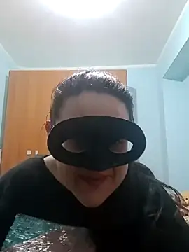 Snapshot of Dolcecurvy chatting on March 20, 2025, 9:24 pm Dolcecurvy online show from March 20, 2025, 9:24 pm