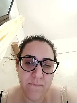 Snapshot of Dolcecurvy chatting on January 10, 2026, 2:34 pm Dolcecurvy online show from January 10, 2026, 2:34 pm