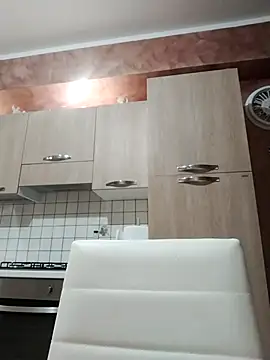 Snapshot of Dolcecurvy chatting on December 15, 2025, 11:10 pm Dolcecurvy online show from December 15, 2025, 11:10 pm