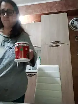 Snapshot of Dolcecurvy chatting on January 8, 2026, 11:11 pm Dolcecurvy online show from January 8, 2026, 11:11 pm