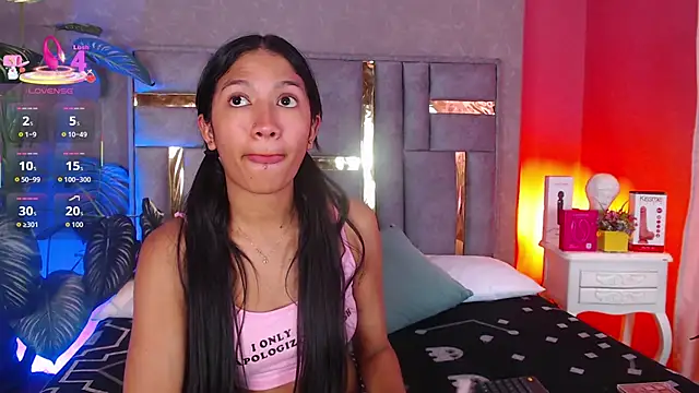 Tyla Ks online show from December 2, 2025, 8:54 pm