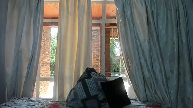 LUMA6 online show from March 7, 2025, 10:35 am