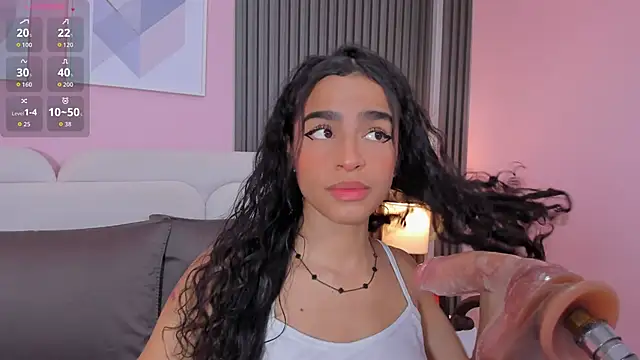 Snapshot of honey_sofii_ chatting on October 2, 2025, 12:08 pm honey sofii online show from October 2, 2025, 12:08 pm