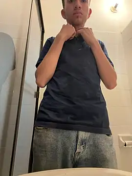 Fperezv207 online show from March 6, 2026, 11:55 pm