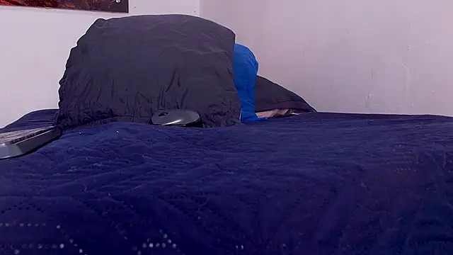 abigail fx online show from November 1, 2025, 3:02 am