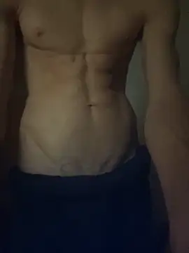 Snapshot of cazzone912025 chatting on October 29, 2025, 11:20 am cazzone912025 online show from October 29, 2025, 11:20 am