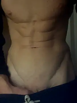 Snapshot of cazzone912025 chatting on October 23, 2025, 12:04 pm cazzone912025 online show from October 23, 2025, 12:04 pm