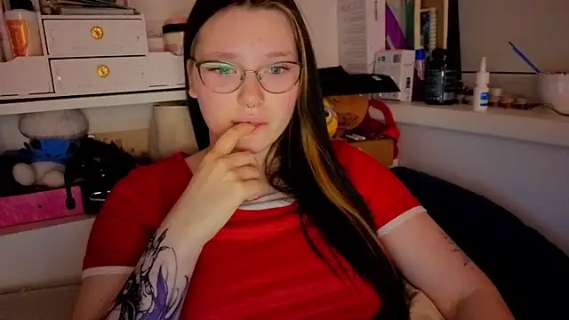 milliedoll online show from January 11, 2026, 1:45 am