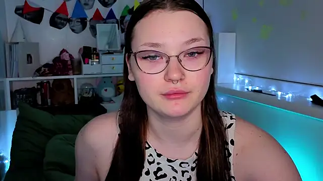 milliedoll online show from October 26, 2025, 11:21 am