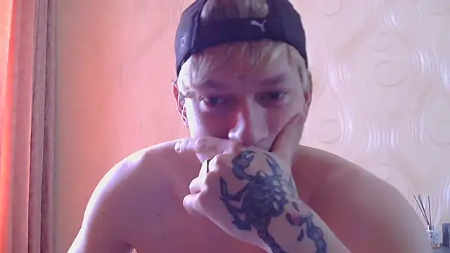 Snapshot of frama666 chatting on May 30, 2026, 7:15 am frama666 online show from May 30, 2026, 7:15 am