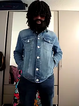 Flexy555 online show from April 7, 2026, 4:42 pm