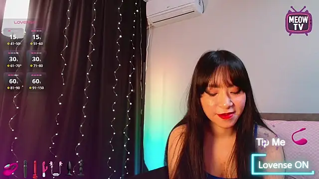 miyakimi0101 online show from October 14, 2025, 12:00 am