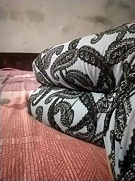 Snapshot of sharnjit299 chatting on October 22, 2025, 5:12 pm sharnjit299 online show from October 22, 2025, 5:12 pm