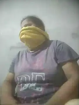 Snapshot of sharnjit299 chatting on September 24, 2025, 5:19 pm sharnjit299 online show from September 24, 2025, 5:19 pm