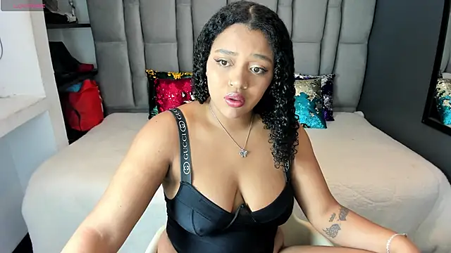 Snapshot of Natasha_rose__ chatting on November 4, 2025, 7:28 pm Natasha rose online show from November 4, 2025, 7:28 pm