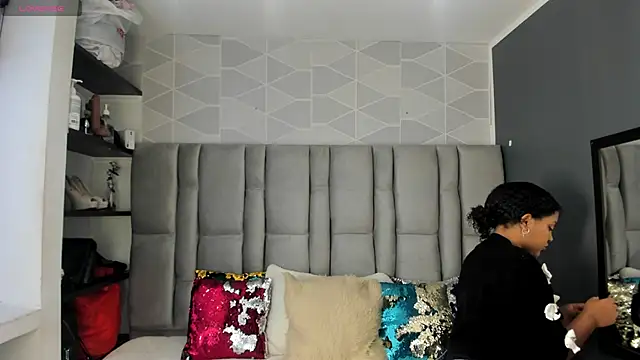 Snapshot of Natasha_rose__ chatting on November 1, 2025, 7:52 pm Natasha rose online show from November 1, 2025, 7:52 pm