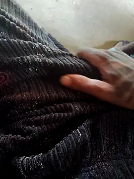 vertin07 online show from November 29, 2025, 5:57 pm