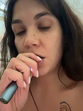 Diva moon online show from March 8, 2025, 2:08 pm