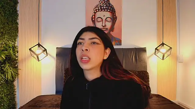 Cassie bloom online show from December 18, 2025, 8:34 pm