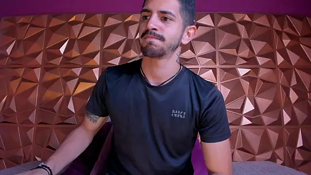 AlejandroStormm online show from November 9, 2025, 2:26 am