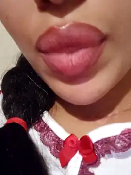 Snapshot of Sexlove1xo chatting on November 11, 2025, 1:55 am Sexlove1xo online show from November 11, 2025, 1:55 am