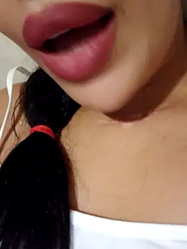 Snapshot of Sexlove1xo chatting on November 7, 2025, 2:10 pm Sexlove1xo online show from November 7, 2025, 2:10 pm