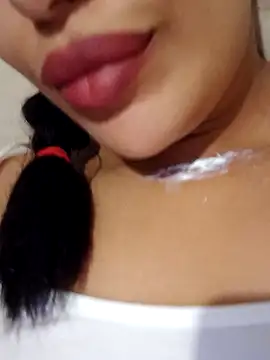 Snapshot of Sexlove1xo chatting on November 6, 2025, 2:21 pm Sexlove1xo online show from November 6, 2025, 2:21 pm