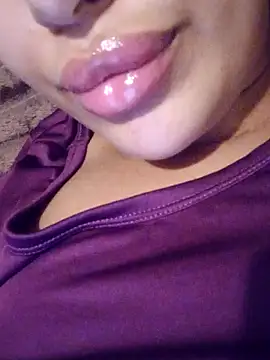 Sexlove1xo online show from June 3, 2026, 4:33 pm