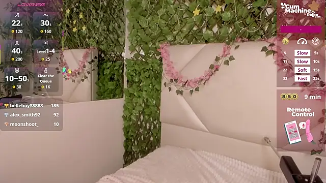 Anniie  Evans online show from November 5, 2025, 8:06 am