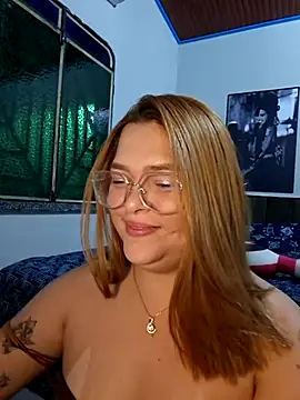 GoddessChaar online show from April 3, 2026, 11:00 pm