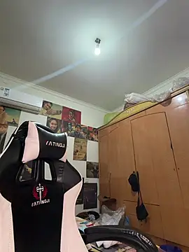 Anson0722 online show from April 4, 2026, 2:34 pm