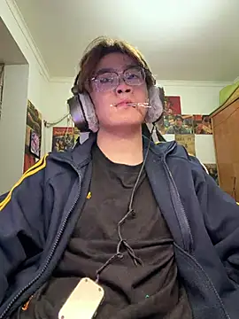 Anson0722 online show from April 22, 2026, 12:34 pm