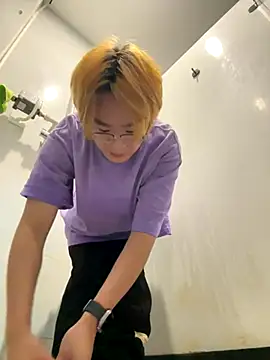 Snapshot of Anson0722 chatting on October 30, 2025, 3:31 pm Anson0722 online show from October 30, 2025, 3:31 pm