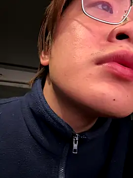 Snapshot of Anson0722 chatting on November 18, 2025, 3:37 pm Anson0722 online show from November 18, 2025, 3:37 pm