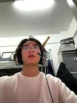 Snapshot of Anson0722 chatting on November 5, 2025, 3:37 pm Anson0722 online show from November 5, 2025, 3:37 pm