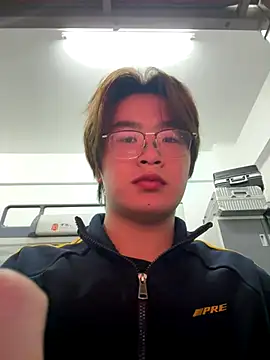 Snapshot of Anson0722 chatting on December 1, 2025, 3:24 pm Anson0722 online show from December 1, 2025, 3:24 pm