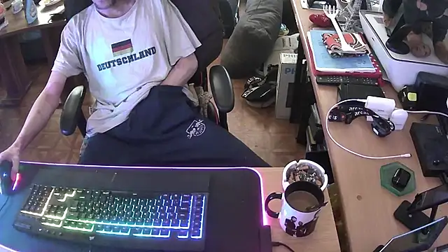 DerGeileLoveboy online show from March 23, 2026, 7:08 am