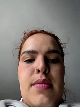 Snapshot of Anaroussew02 chatting on December 5, 2025, 7:23 pm Anaroussew02 online show from December 5, 2025, 7:23 pm