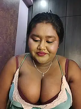 horny diana online show from July 11, 2026, 5:13 pm