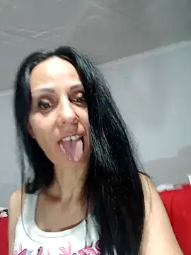 Ramona870 online show from December 14, 2025, 1:06 pm