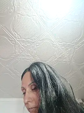 Snapshot of Ramona870 chatting on December 17, 2025, 8:14 pm Ramona870 online show from December 17, 2025, 8:14 pm