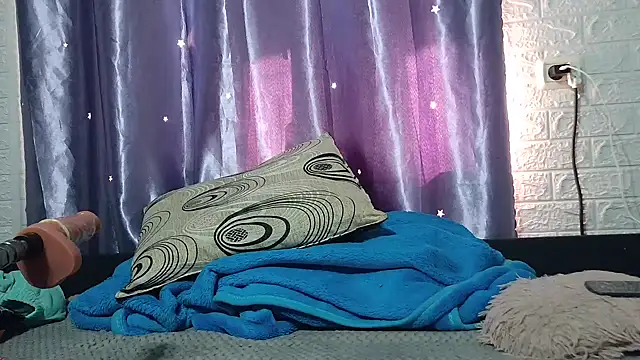 Ramona870 online show from March 13, 2026, 7:35 am