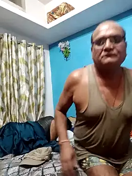 longsexji online show from February 24, 2026, 8:42 pm