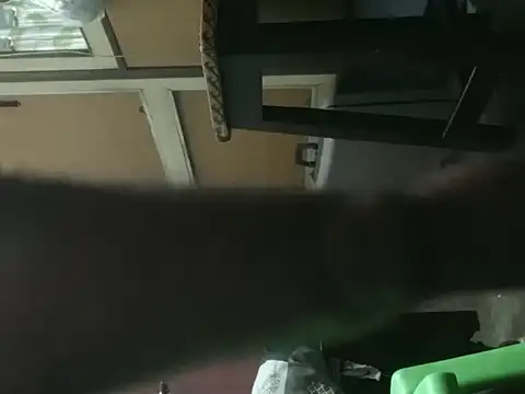 longsexji online show from October 14, 2025, 5:46 pm