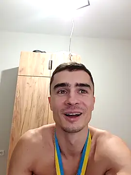 Snapshot of GoodGG chatting on November 16, 2025, 4:12 pm GoodGG online show from November 16, 2025, 4:12 pm